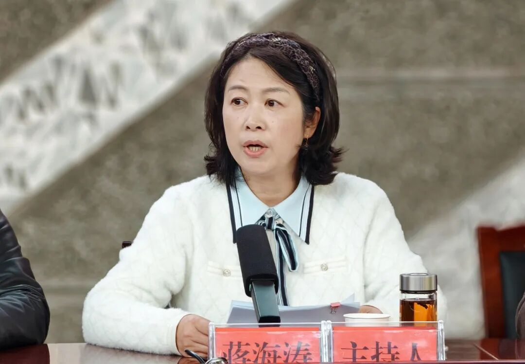 乌当区文联主席蒋海涛讲话